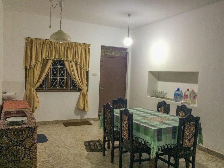 Hotel Elkaduwa Bungalow