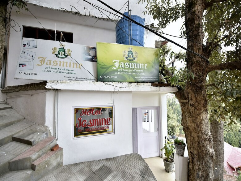 Oyo 12023 Hotel Jasmine