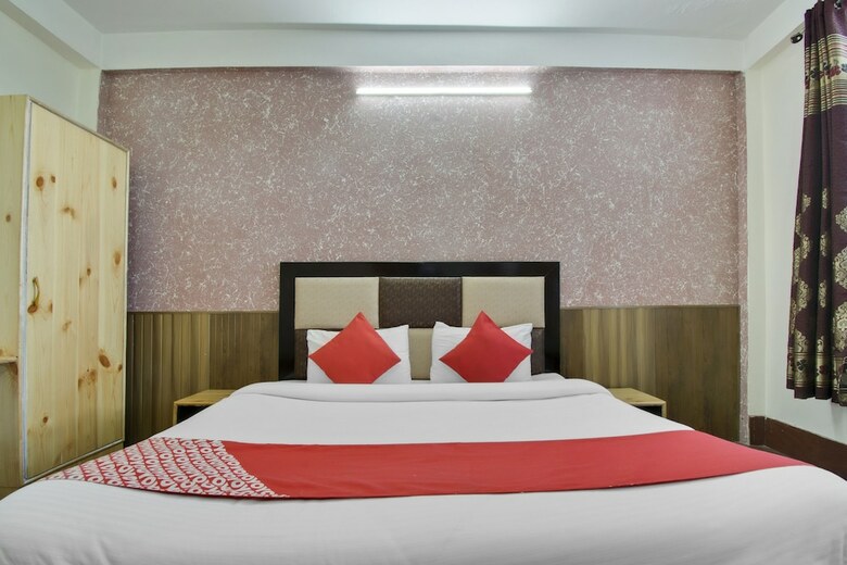 Oyo 11741 Hotel Nest