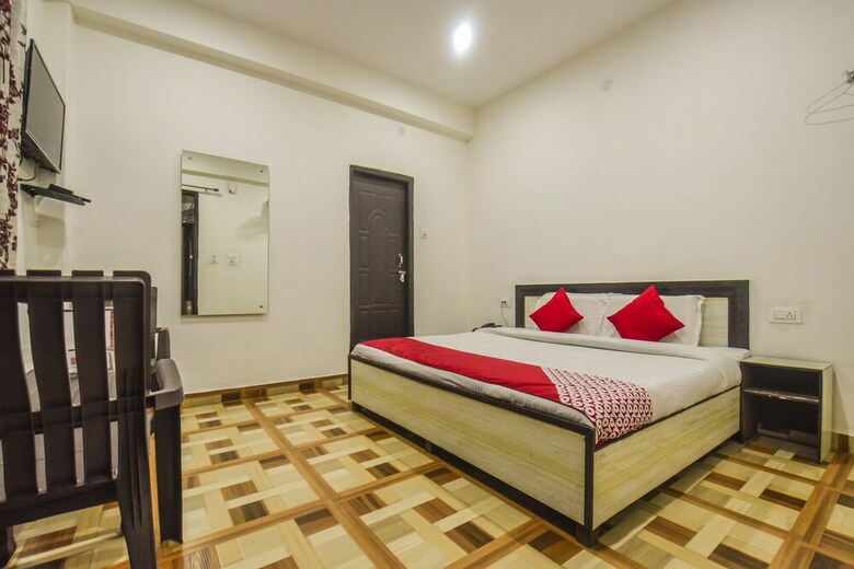 Oyo 12662 Hotel Granite Peak