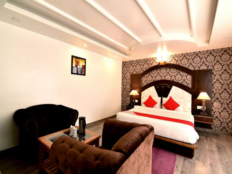 Hotel Oyo 13091 Manali Grand
