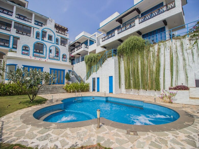 Hotel Oyo 11900 Home Exotic 3bhk Bambolim