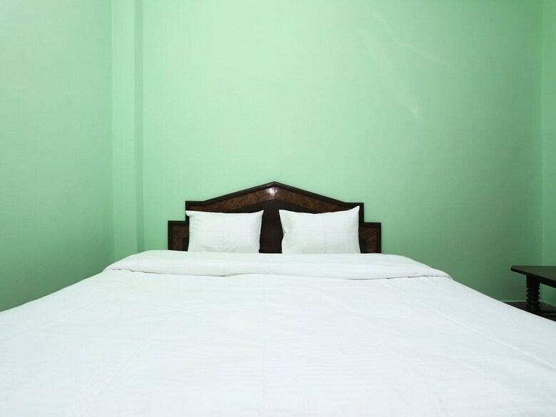 Hotel Oyo 13171 Home Exotic Studios Kempty Fall