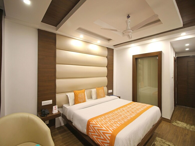 Oyo 6119 Hotel Royal Classic