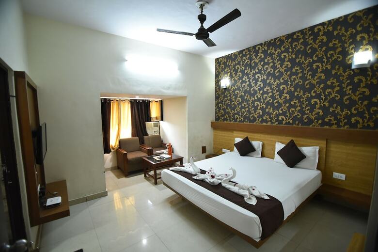 Hotel Vaishnavi