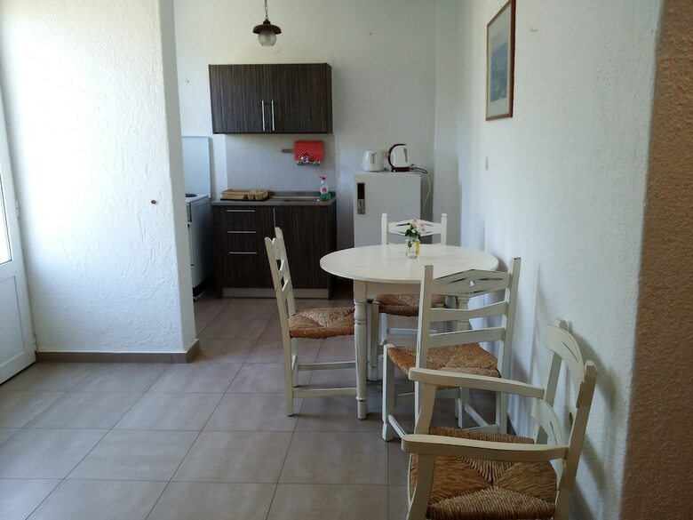 Dimitra Aparthotel