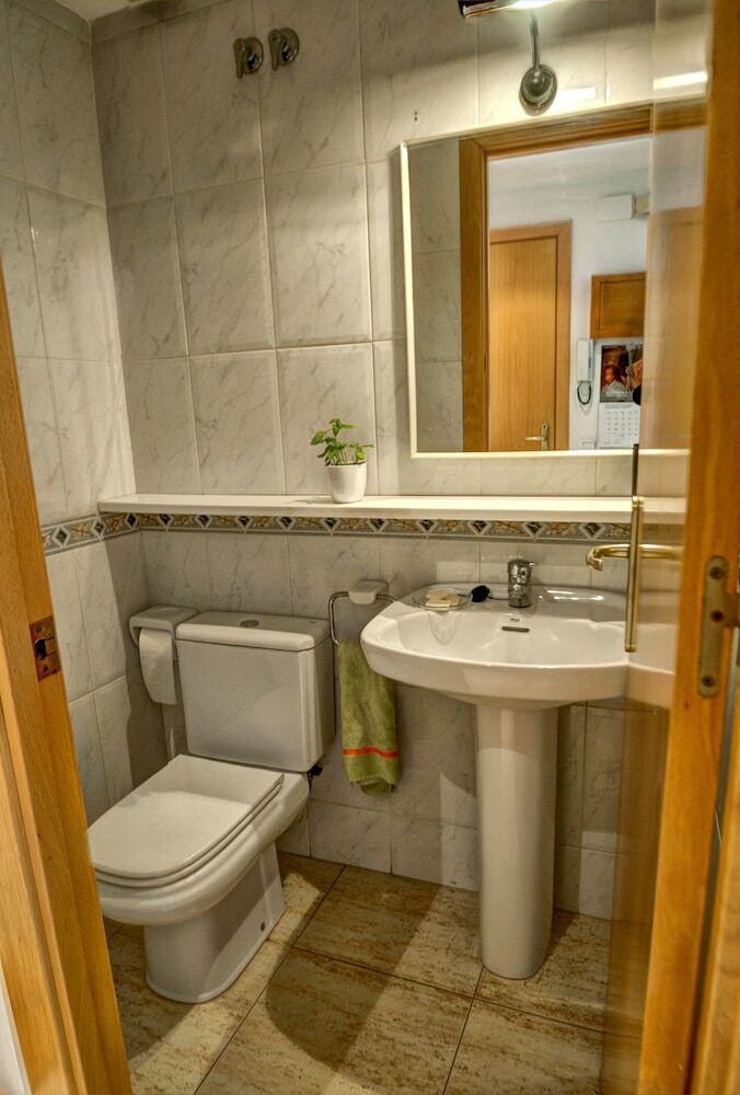 Parellades Apartment
