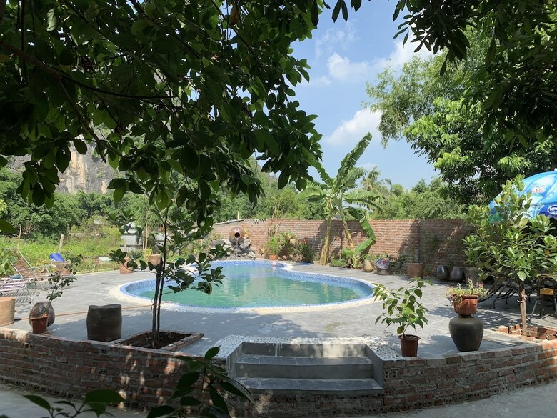 Hotel Amira Homestay