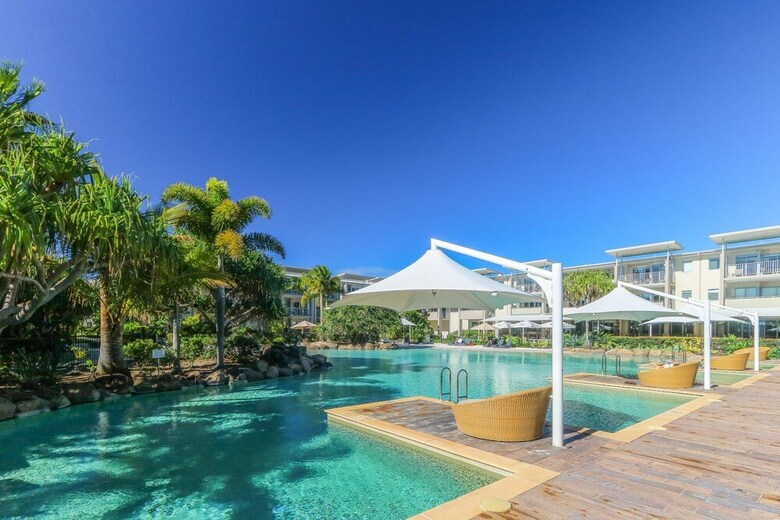 Apartamentos Lagoon Pool 2 Bedroom Spa Suite