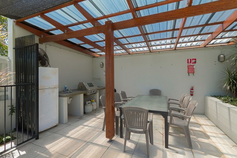 Serenity 3 Bedroom Holiday Apartment