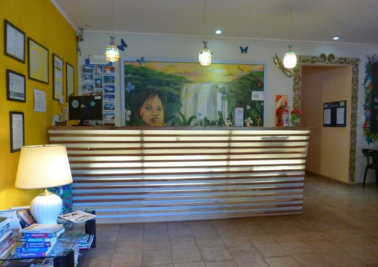 Hostal Hostel Bamb� Puerto Iguaz�