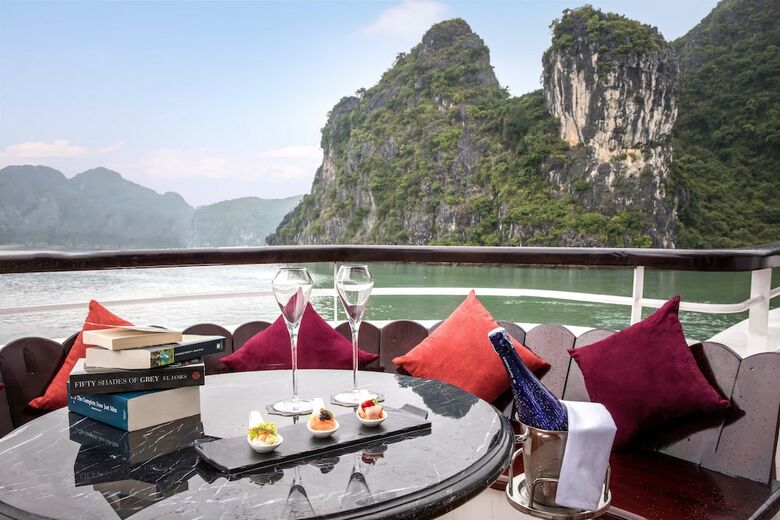 President Cruises Halong