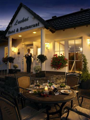 Luckai Hotel & Restaurant