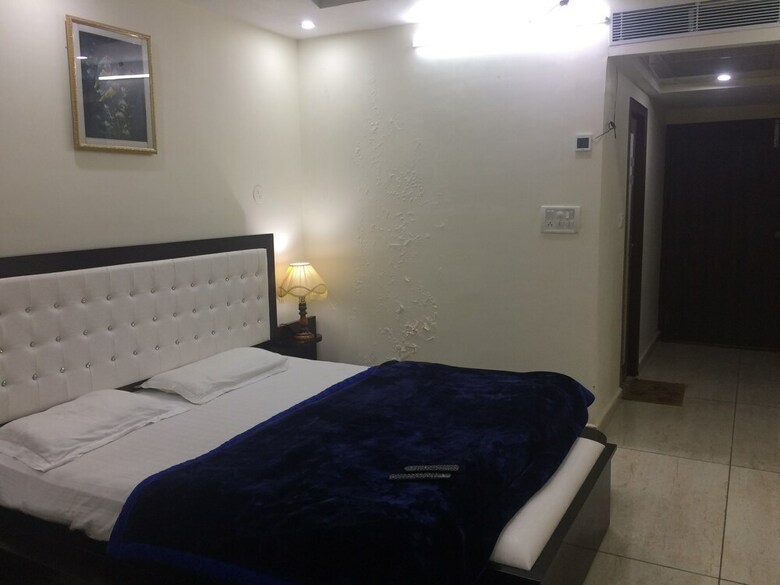 Hotel Platinum Plaza