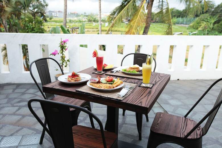 Umpadhi Canggu Hotel