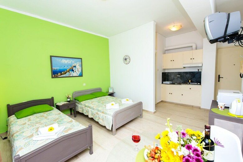 Hotel Neda Studios & Apartments