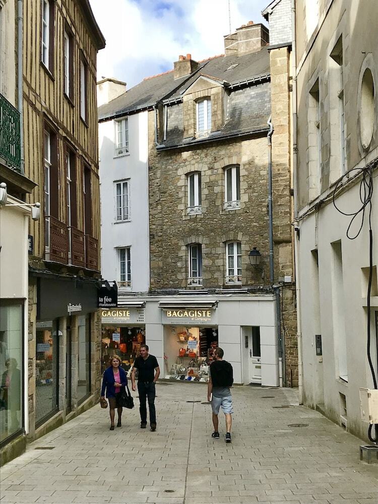 Apartamento T2/t1 Bis Au Centre De Vannes