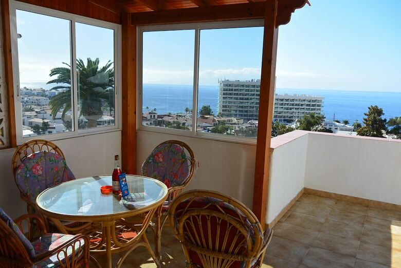 Apartamentos Los Gigantes
