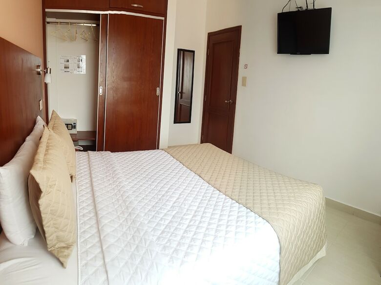 Apart Hotel Premium Suites Equipetrol