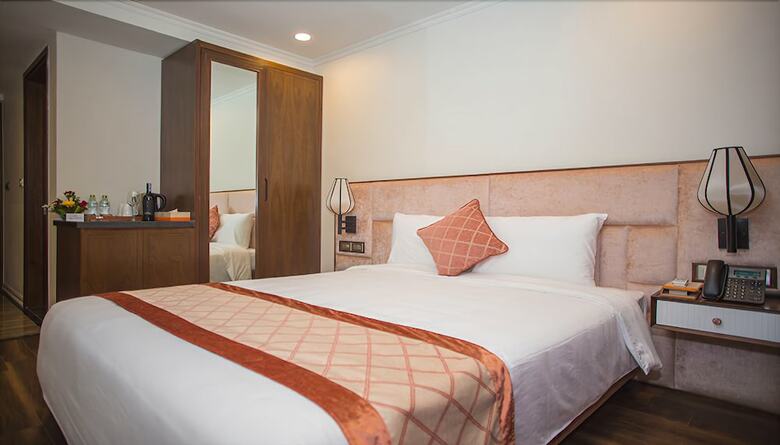 Ravatel Inn Hotel
