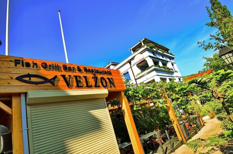 Hotel Villa Velzon Guesthouse