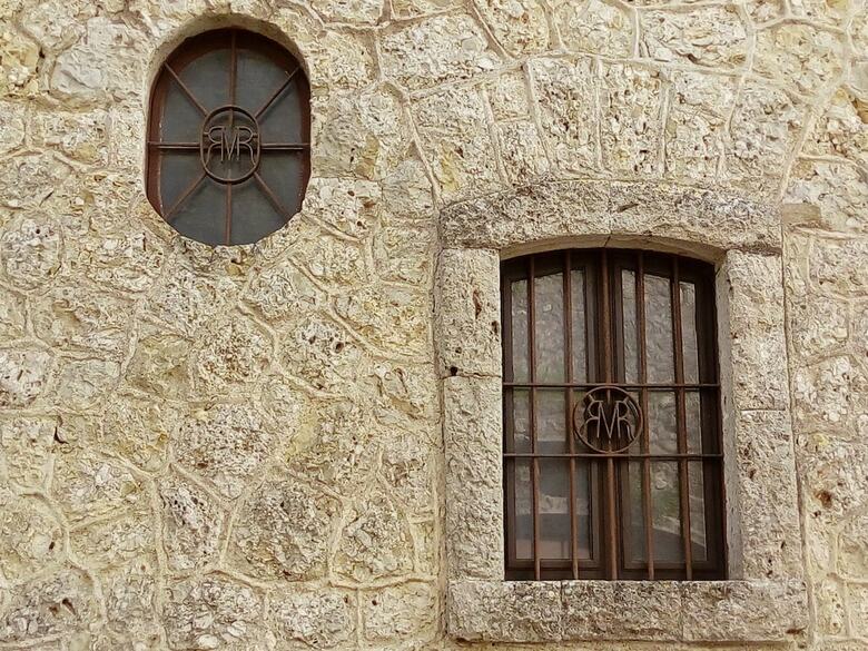 Mandela Castle Apartments