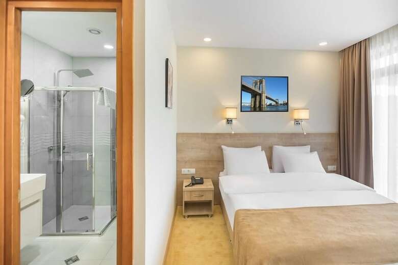 Bridge Hotel Tbilisi