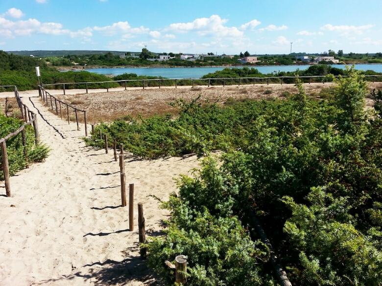 Apartamento I Monaci Front Beach Specchiarica