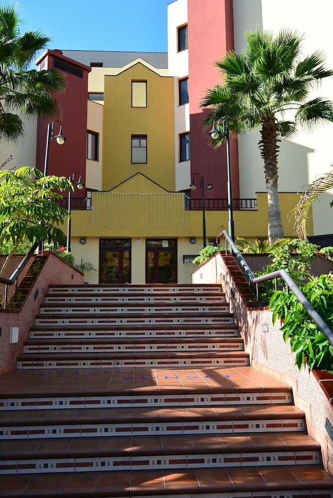 Aparthotel Olivia Sunbeach