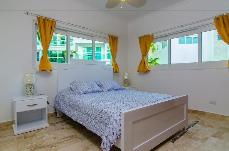 Apartamentos Bayrock 2 A1