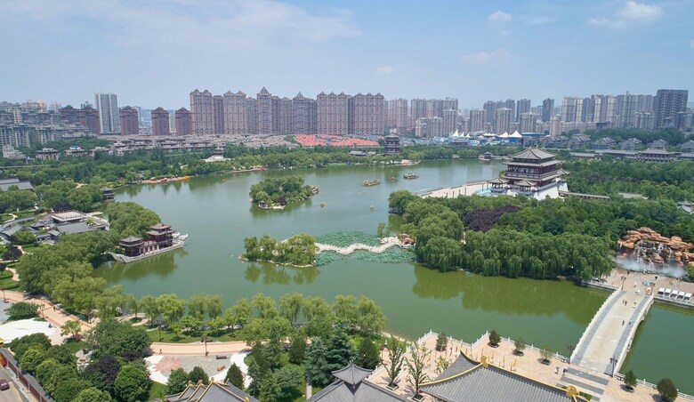 Fu Rong Ge Hotel