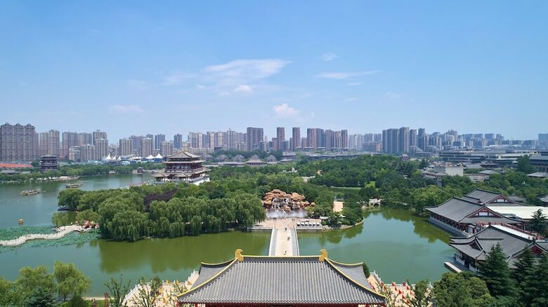Fu Rong Ge Hotel