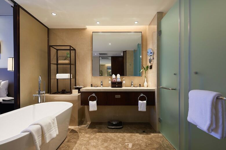 Fu Rong Ge Hotel