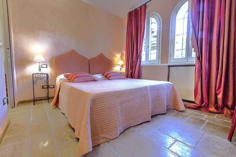 Relais Di Alice Bed And Breakfast