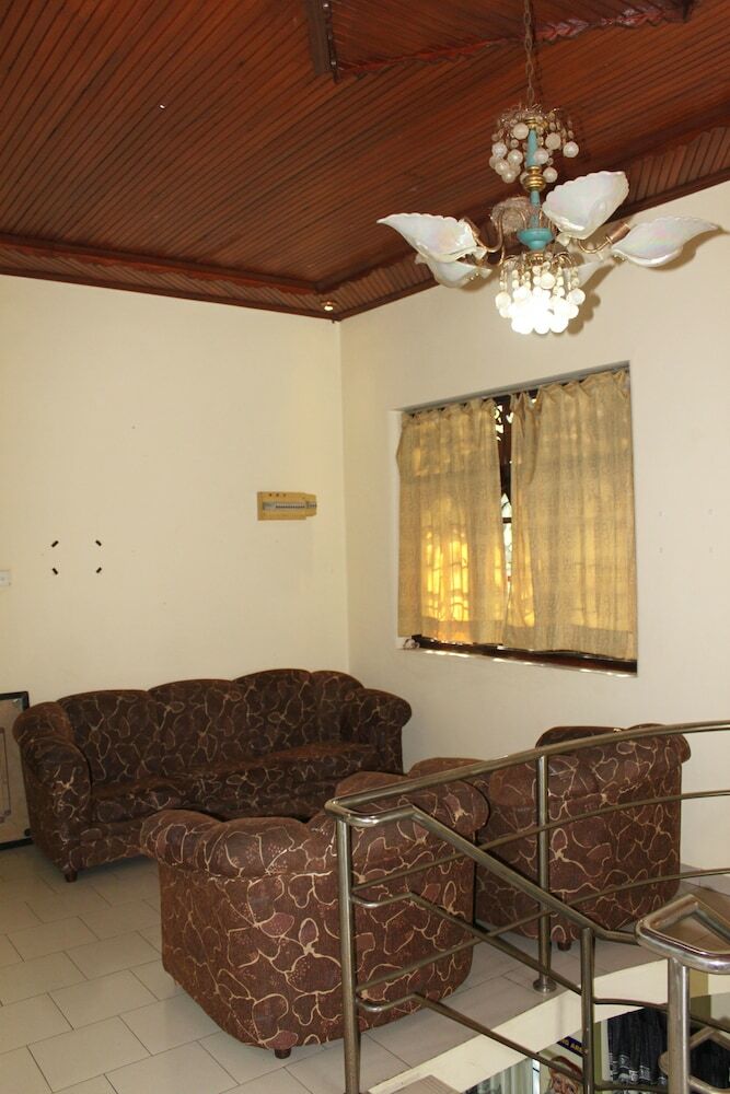 Hostal A4 Residence Colombo Airport