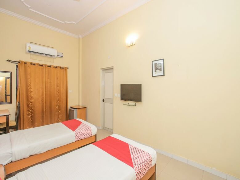 Hotel Oyo Flagship 12684 Compact Green View