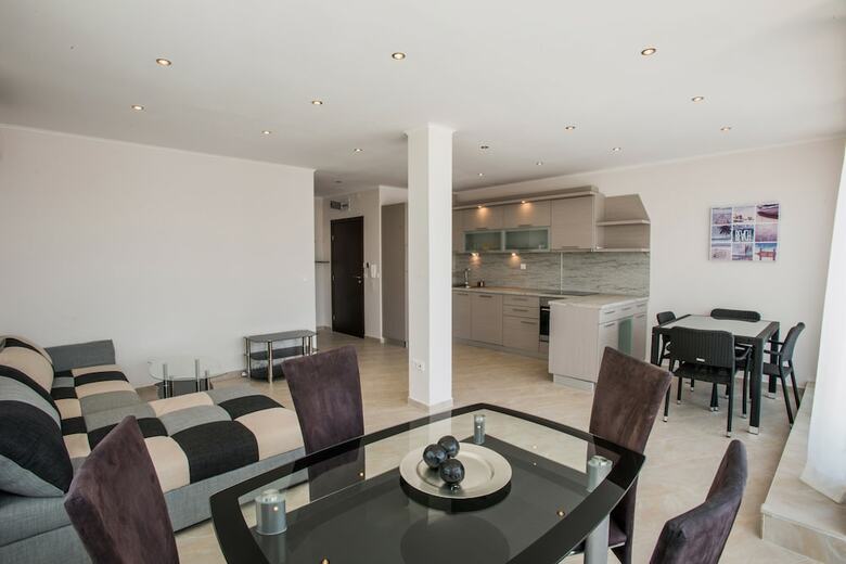 Apartamentos Black Sea Breeze