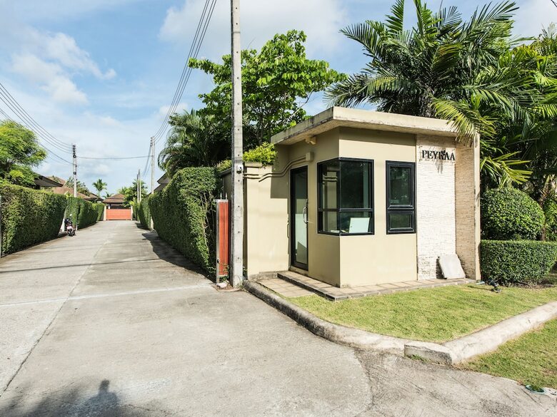 Peykaa Villa
