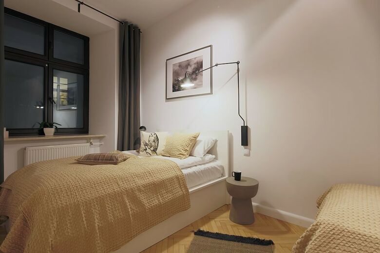 Luxury Mint Apartments Main Square