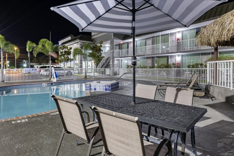 Motel Rodeway Inn