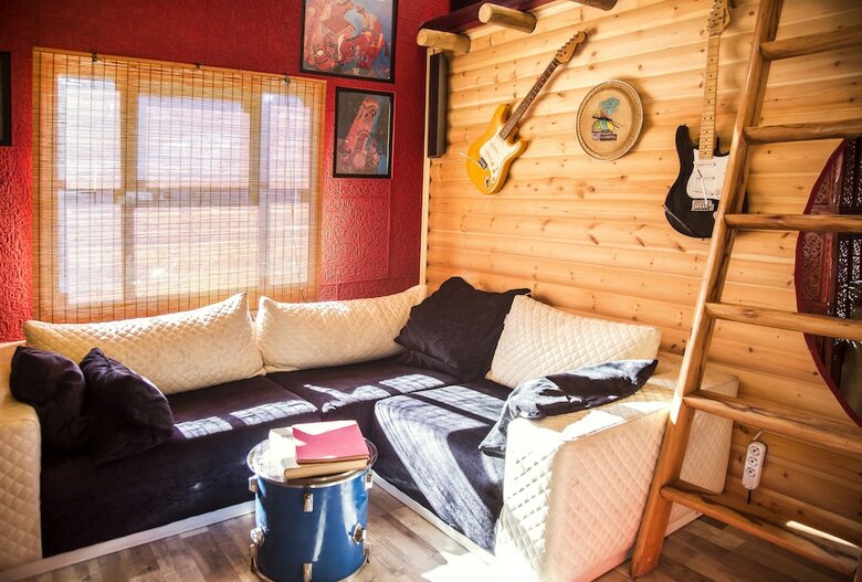Hostal Seles Camping - Adults Only