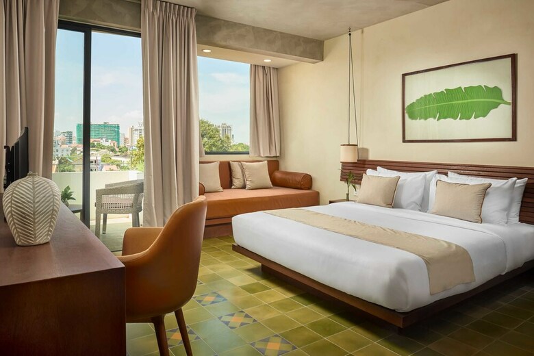 Hotel Penh House & Jungle Addition