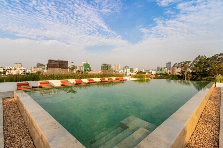 Hotel Penh House & Jungle Addition