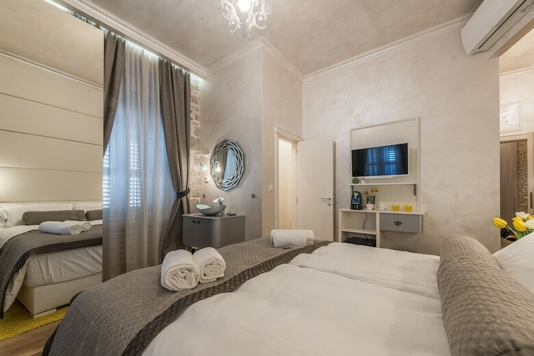 Hotel Zara Palace - Design Rooms