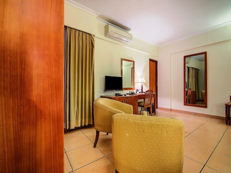 Sai Vishram Business Hotel