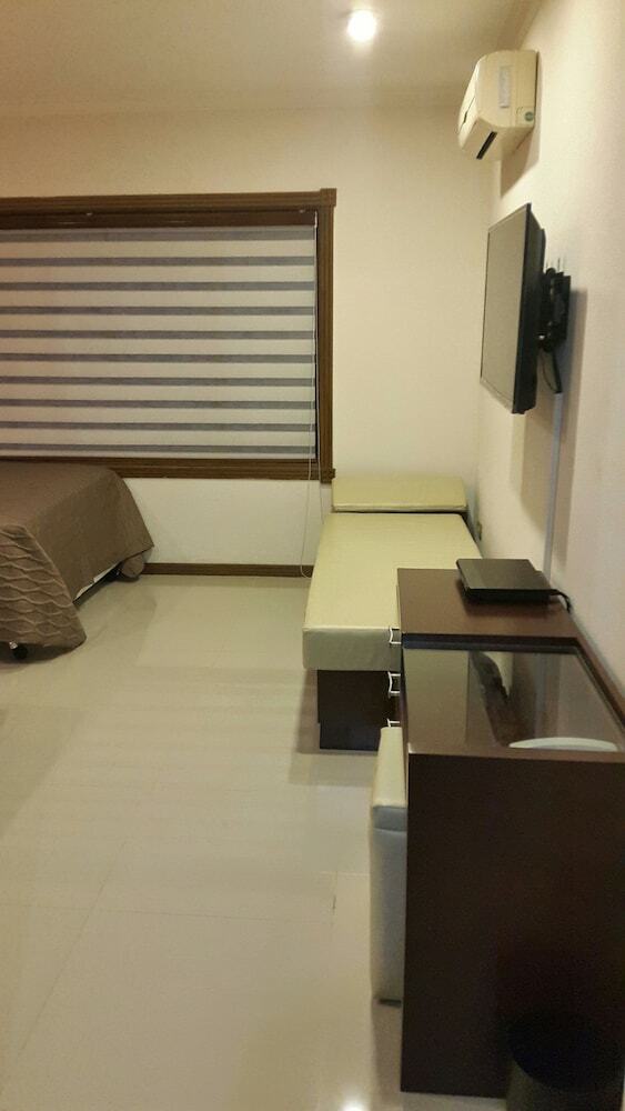 Apartamentos Hb Equipetrol