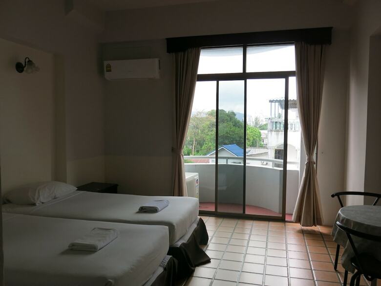 Rome Place Hotel