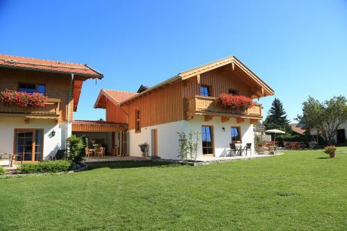 Hostal Pension Schweizerhaus Garni