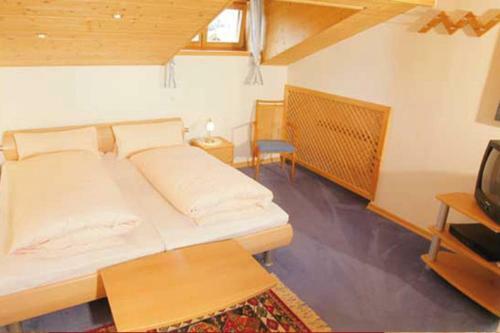 Hostal Pension Schweizerhaus Garni
