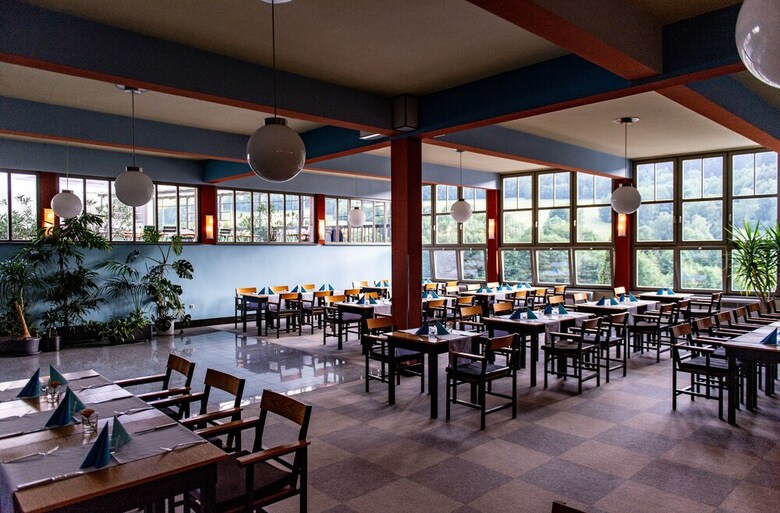 Haus Des Volkes - Das Bauhaushotel